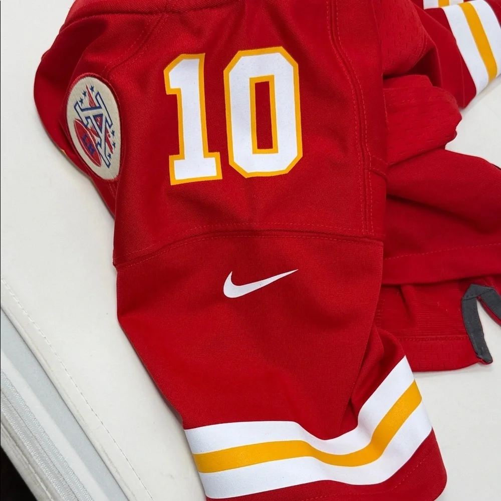 Nike NFL Kids Kansas City Chiefs Football Jersey #10 Tyreek Hill